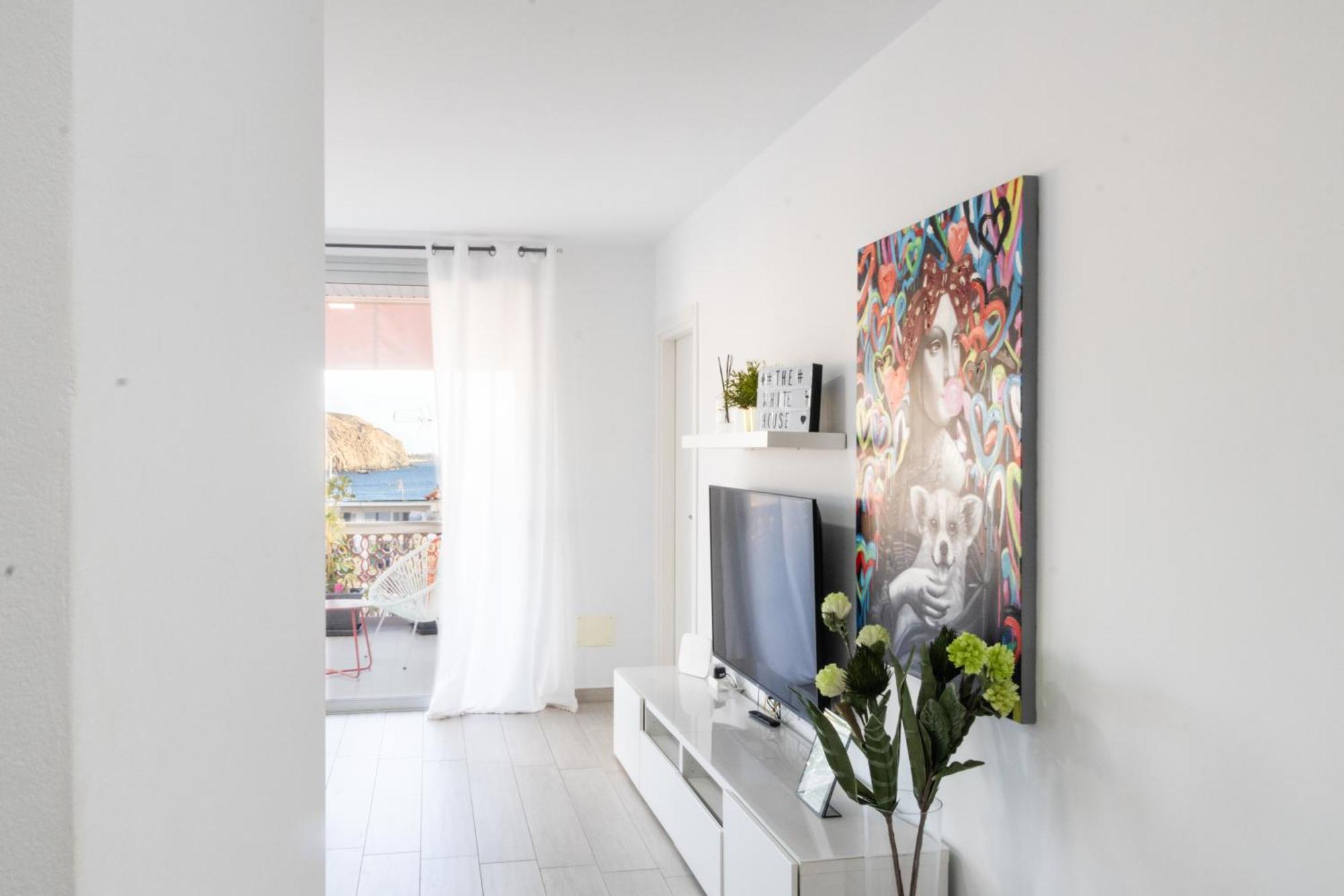 The White Heart House - Attic Sea View Apartman Los Cristianos  Kültér fotó