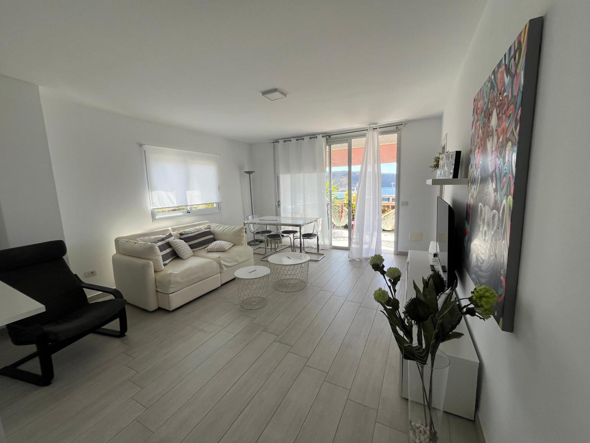 The White Heart House - Attic Sea View Apartman Los Cristianos  Kültér fotó