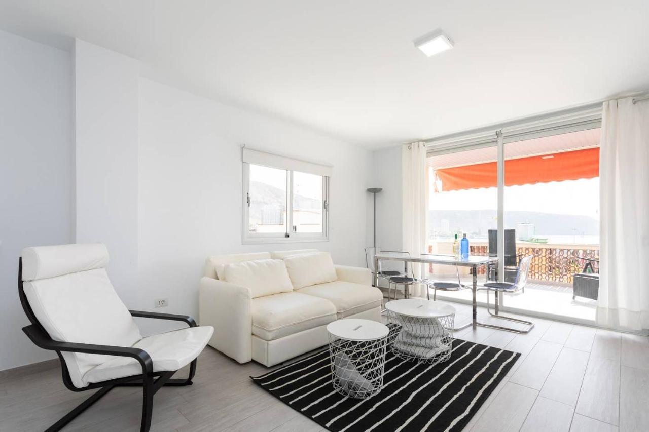 The White Heart House - Attic Sea View Apartman Los Cristianos  Kültér fotó
